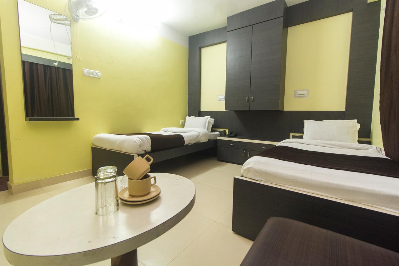 Hotel Jagat Siliguri Extérieur photo